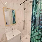 Gregbnb - T2 Design 38m2 - Est - Wifi Fibre - N7 * Toulon